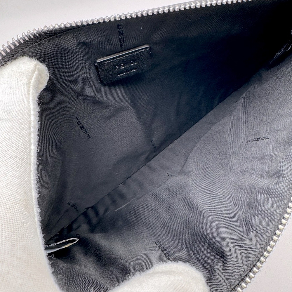 Fendi Peekaboo Defender Leather Clutch All Inclusive - Picture 10 of 12